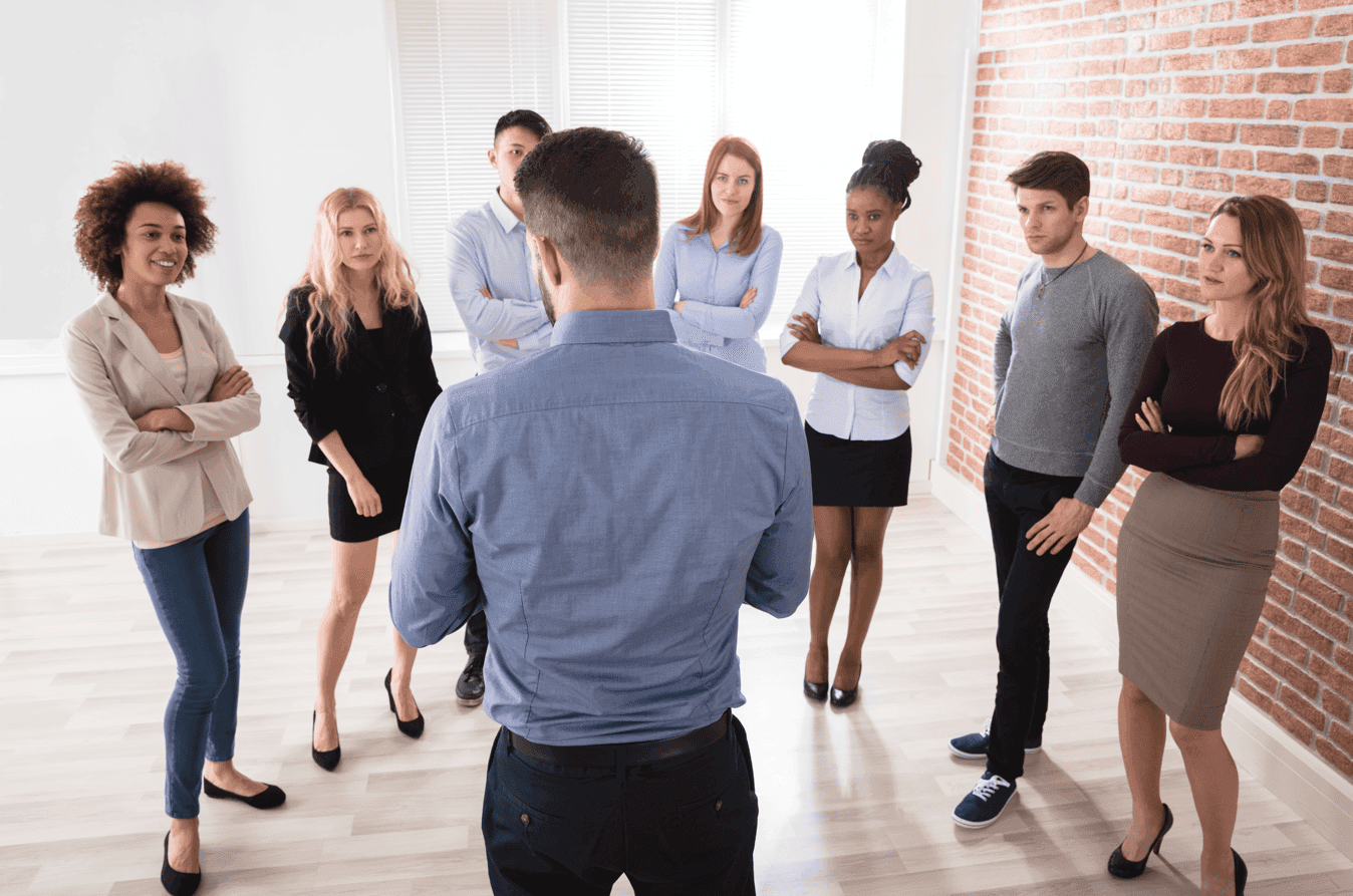 Como líderes fortes constroem confiança