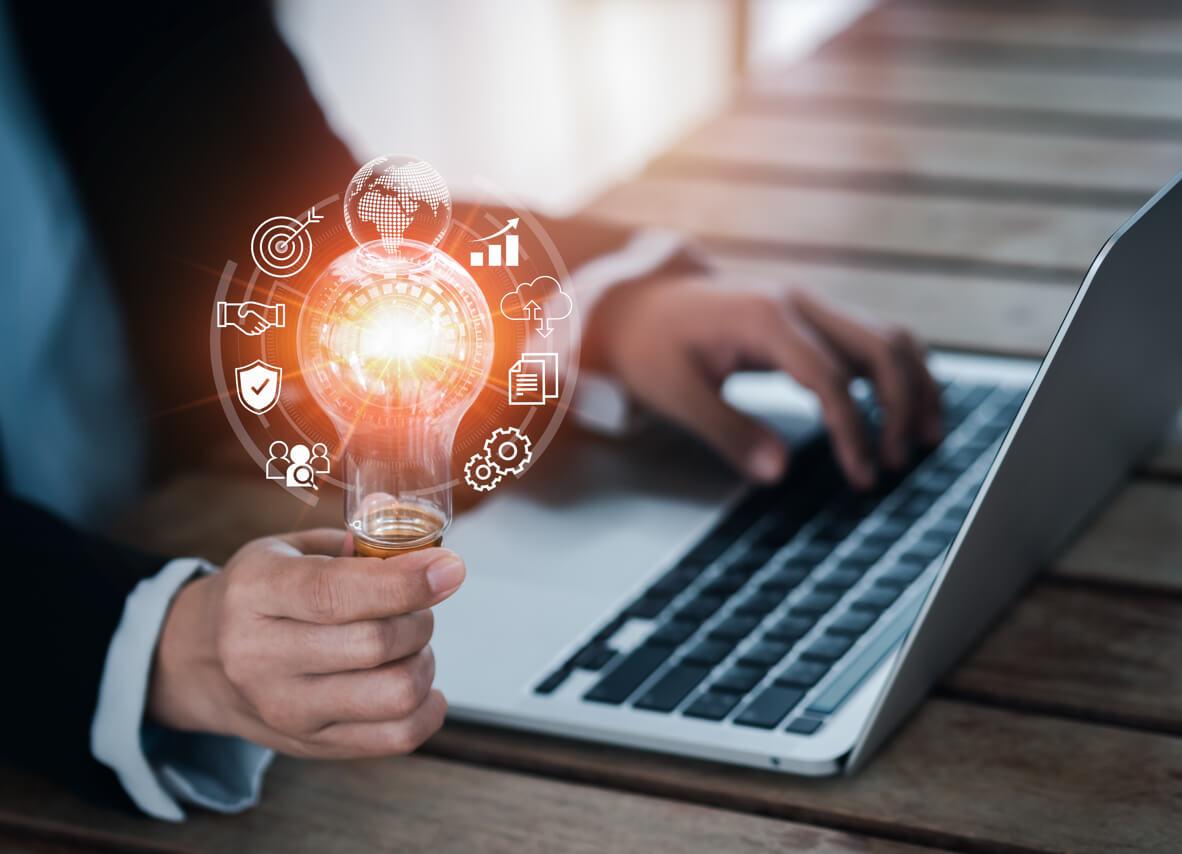 Empresas americanas congelam contratações e transformam a redução de equipes em estratégia de crescimento