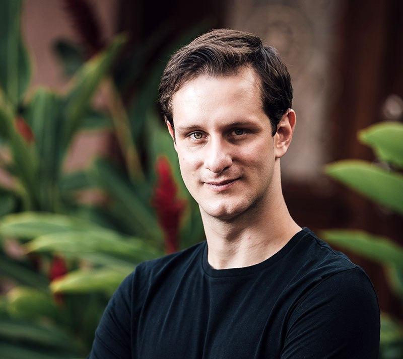 Como ele transformou a Oratória num negócio milionário do qual você também pode participar