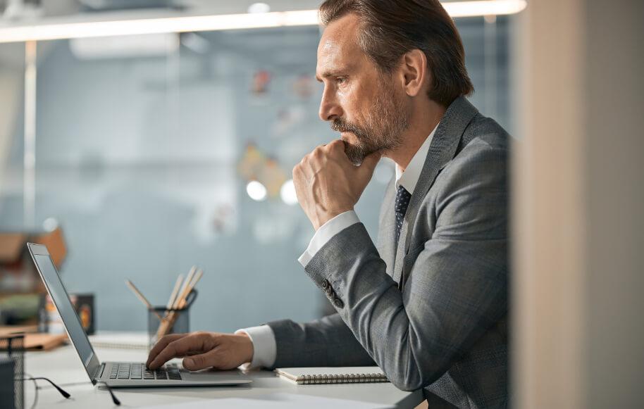 Trabalho, tecnologia e presença: o mercado está mudando de novo