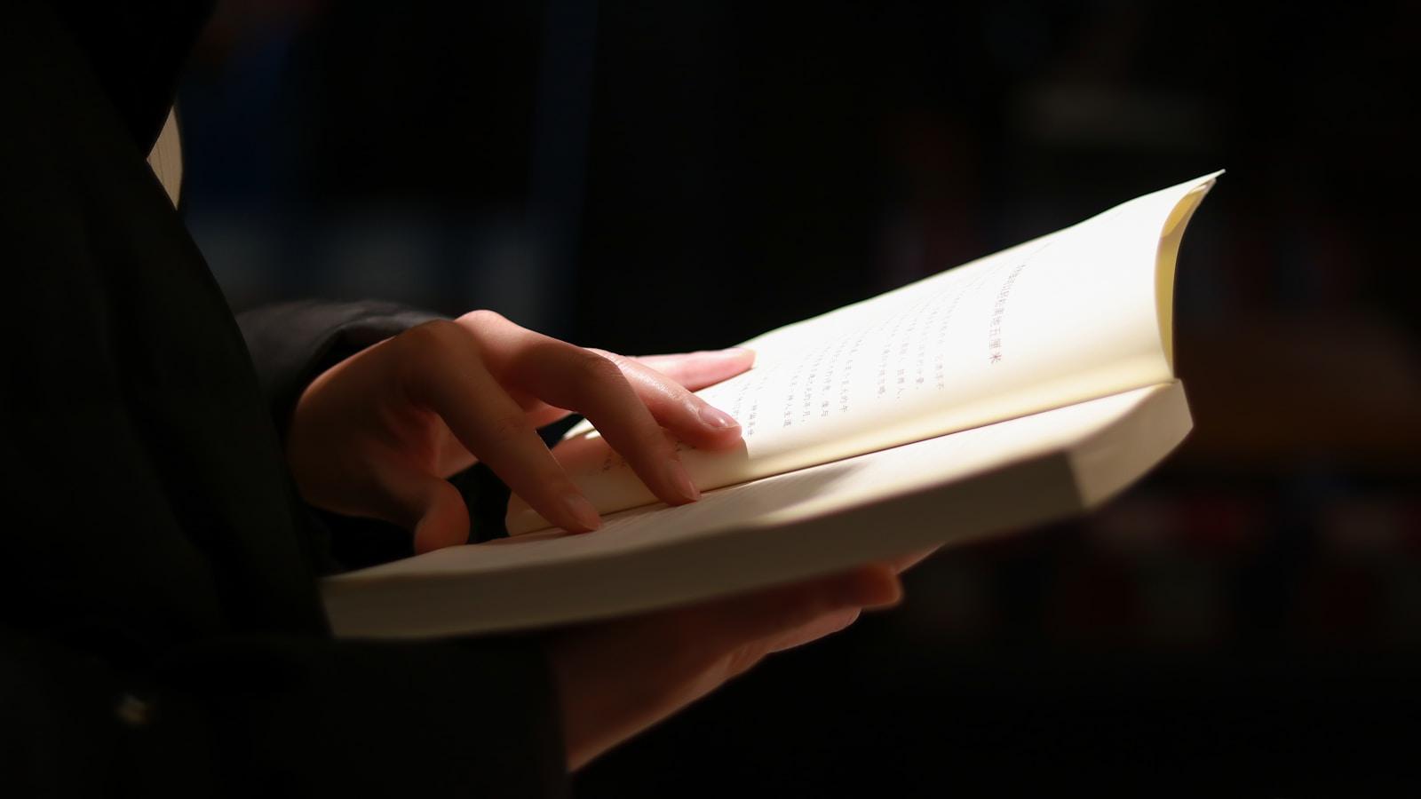 5 livros que vão expandir sua visão de mundo (e transformar a forma como você age)