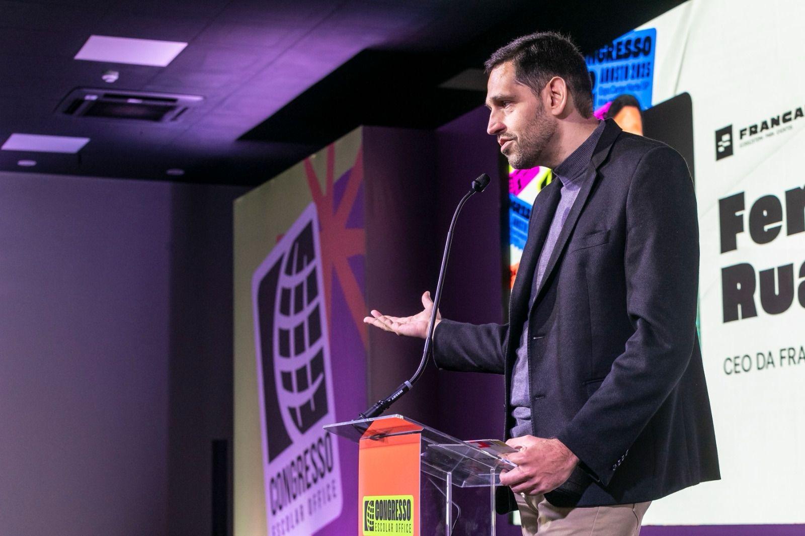 Pragmatismo venceu tecnologia: por que a skill mais valiosa de 2025 não é técnica