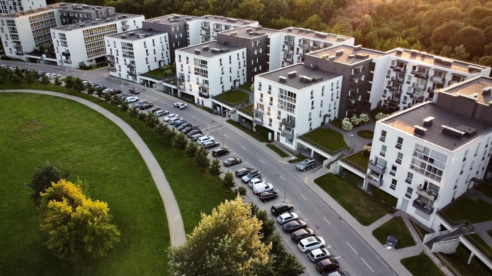 Boas práticas que tornam um condomínio mais seguro e organizado