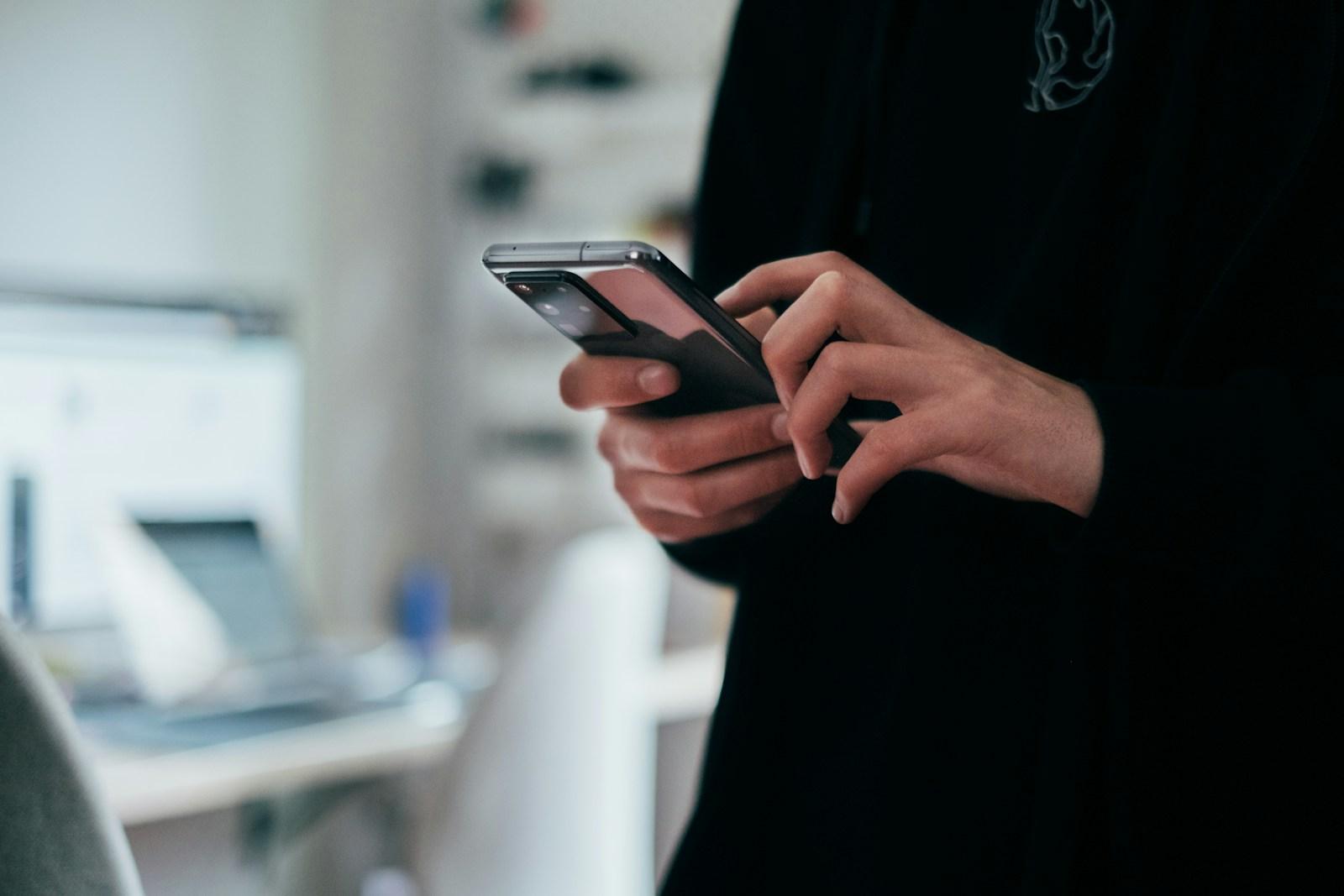 WhatsApp vira “novo site” e transforma jornada de consumo no Brasil, com conversões até 6 vezes maiores que e-commerce