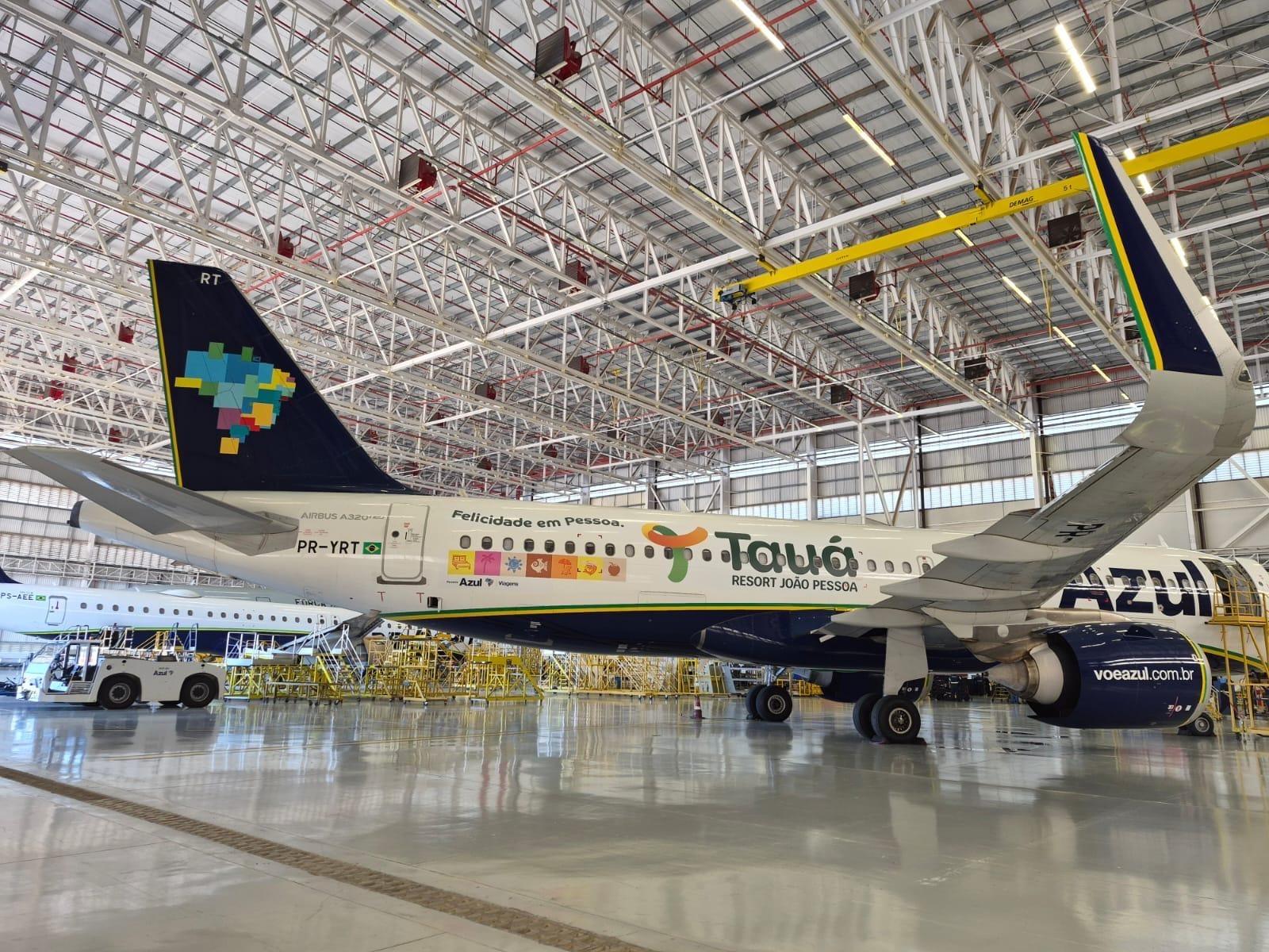 Avião da Azul ganha personalização do Tauá para promover novo destino em João Pessoa