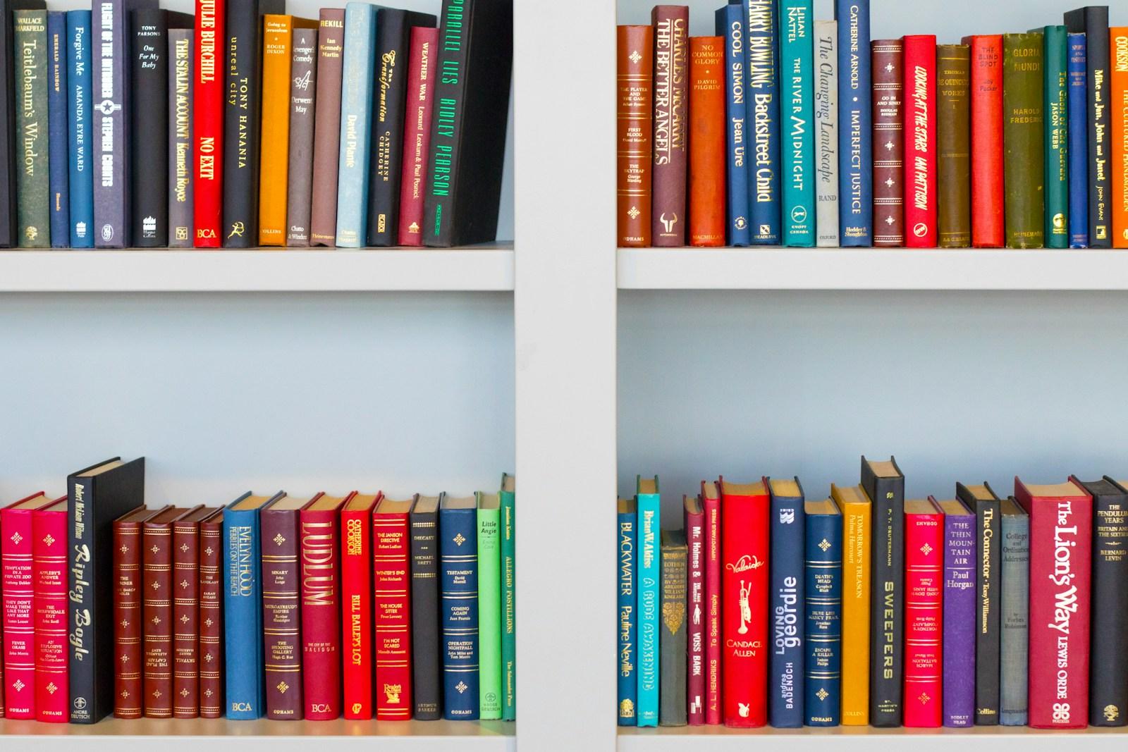 4 livros que ajudam você a tomar decisões melhores quando não há resposta óbvia